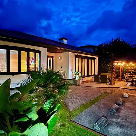 弓ヶ浜海水浴場徒歩1分! 一棟貸別荘! Yumigahama Beach House & Bbq! Minamiizu Exterior foto